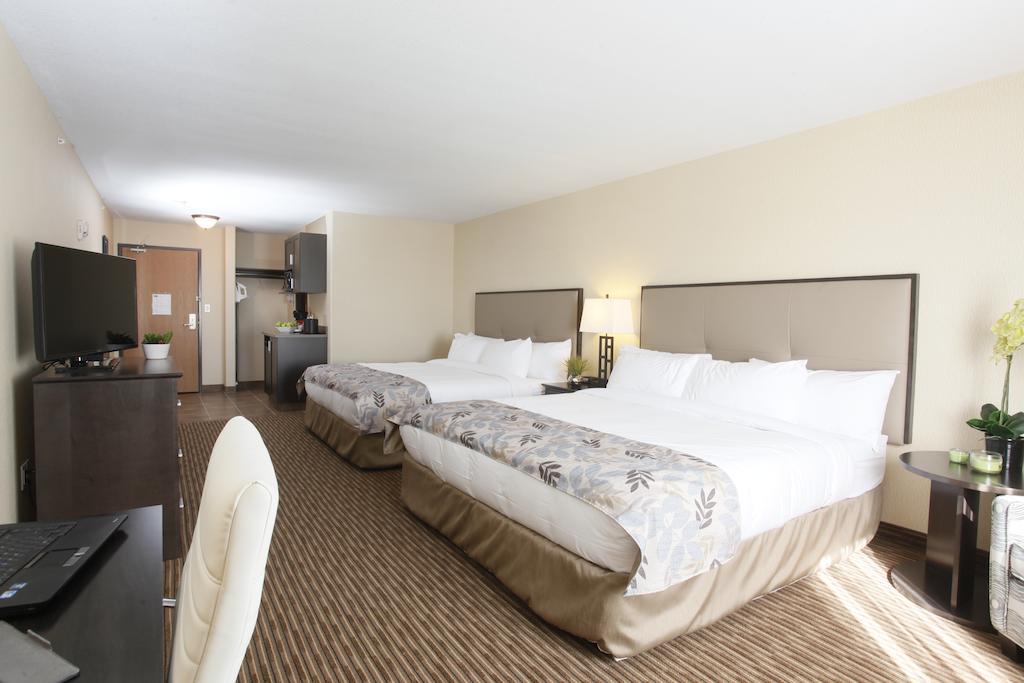 Pomeroy Inn & Suites At Olds College Chambre photo