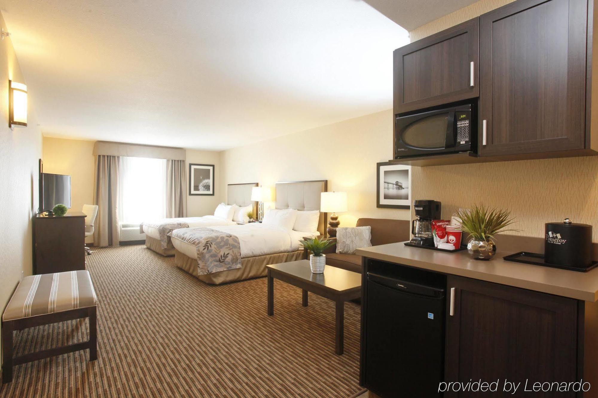 Pomeroy Inn & Suites At Olds College Extérieur photo